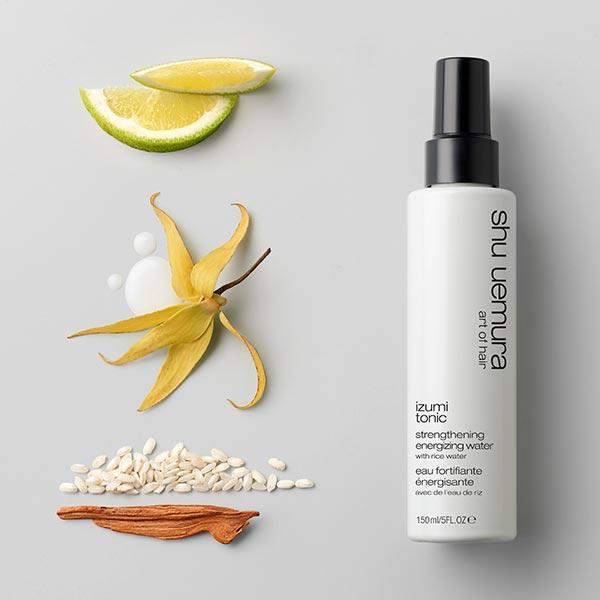 Description de l’odeur de l'Eau Fortifiante Izumi-Tonic Shu-Uemura
