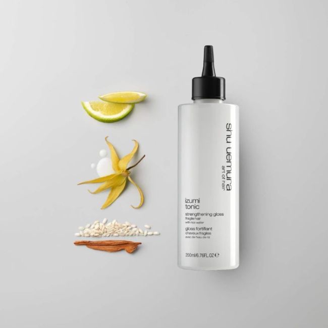 Description de l’odeur du Gloss  Fortifiant Izumi-Tonic Shu-Uemura