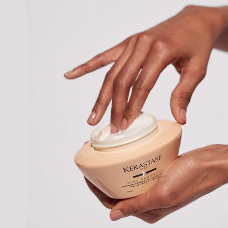 mise en scene Beurre Haute Nutrition Curl Manifesto Kérastase