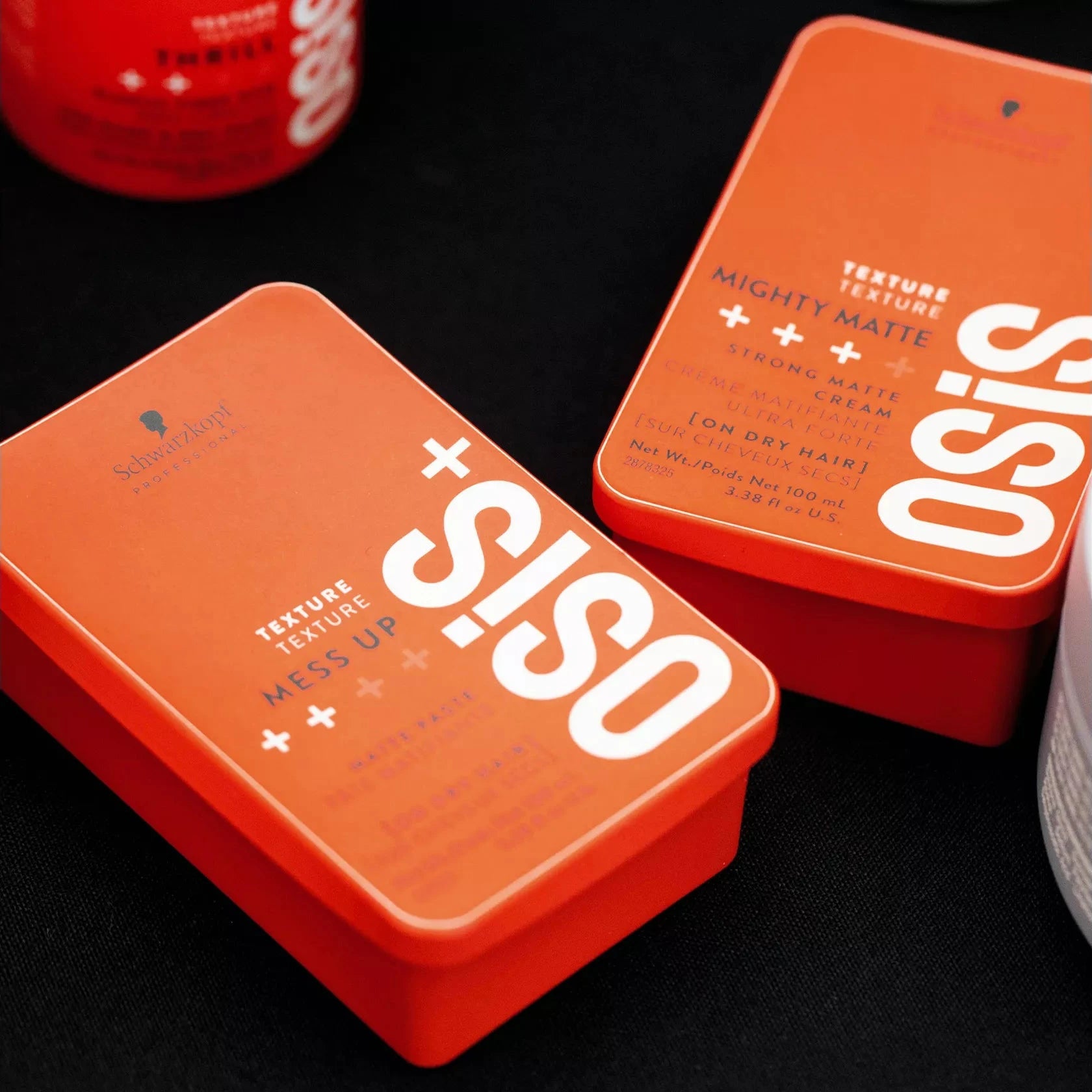 Produit et packaging Mighty Matte Osis+ Schwarzkopf- 85ml